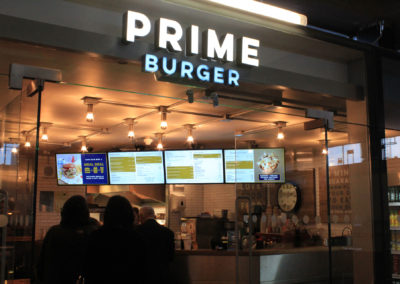 eclipse digital media digital signage solutions restaurant prime burger euston station menuboards